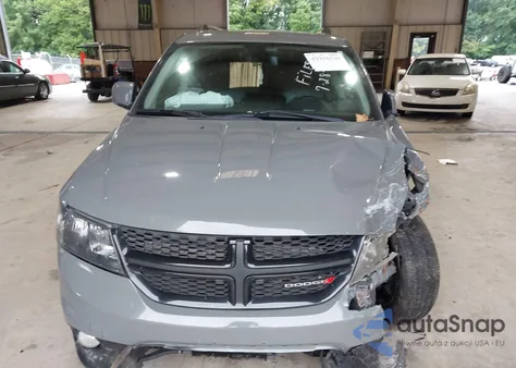 2019 Dodge Journey Crossroad z USA, uszkodzony, nr VIN 3C4PDCGG4KT838383